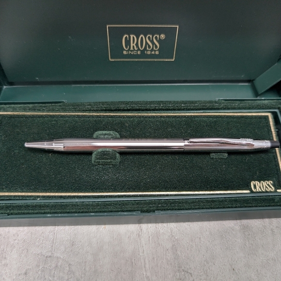Cross Classic Century Ballpoint Chrome Pen 3502 - Picture 2 of 9